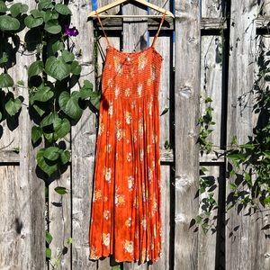 Floral smocked bodice midi dress